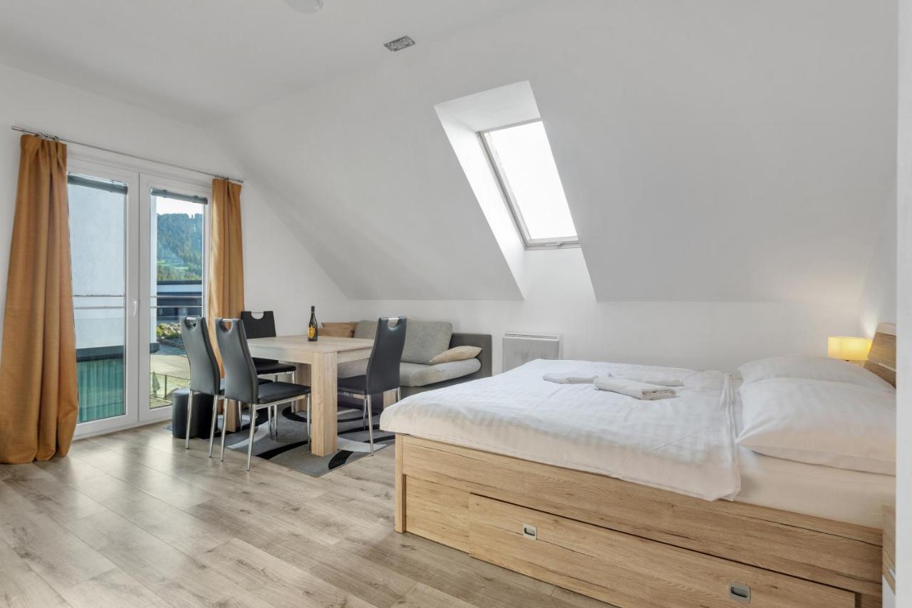 Family Apartments Klinovec Loučná pod Klínovcem エクステリア 写真