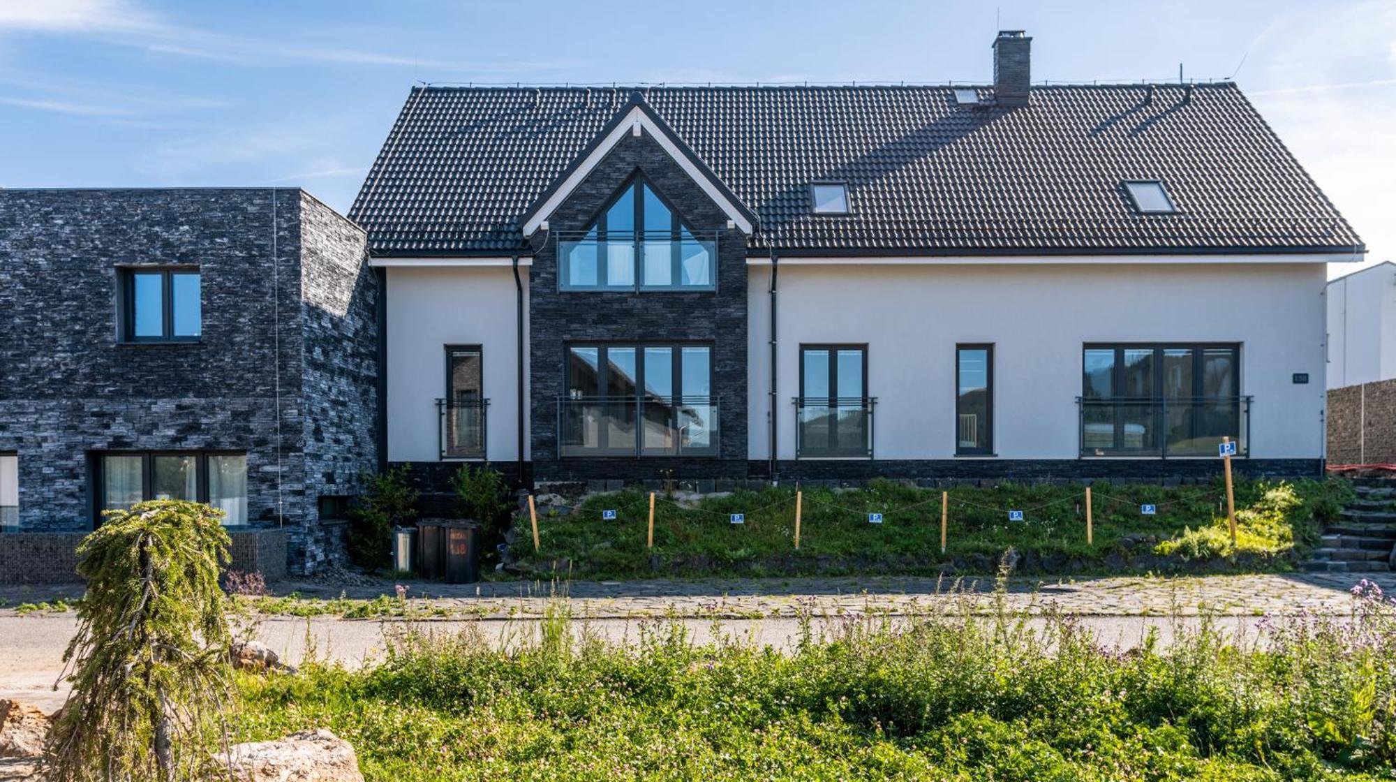 Family Apartments Klinovec Loučná pod Klínovcem エクステリア 写真