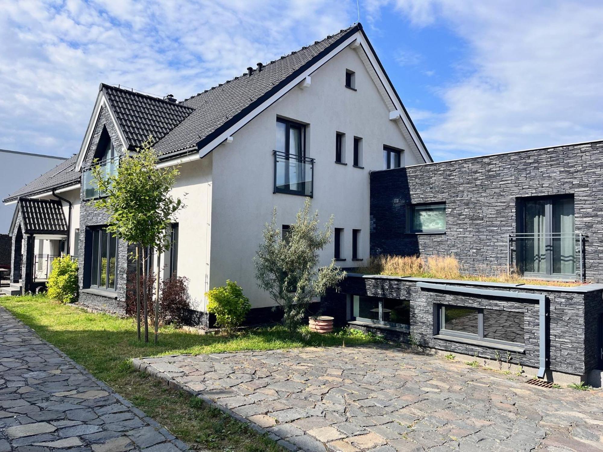 Family Apartments Klinovec Loučná pod Klínovcem エクステリア 写真